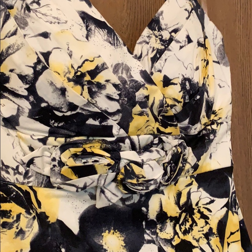 Ruby Rox Flower Dress - Picture 2 of 5